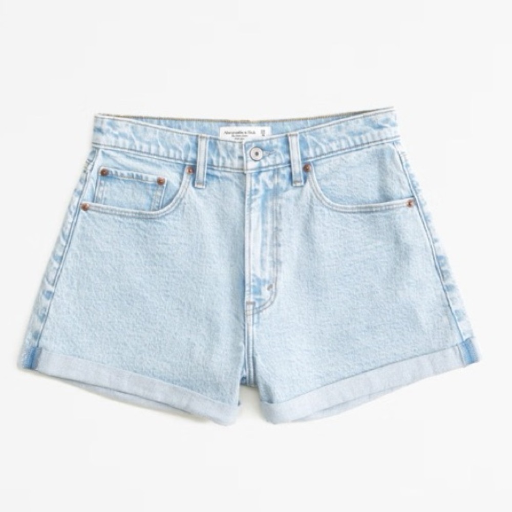 Abercrombie high rise mom short, curve love NWT, size 25/0